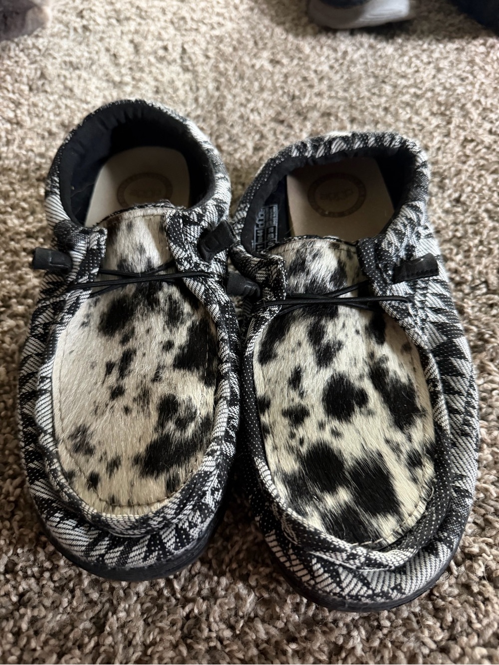 Men’s Black and White Cow-Print hey dudes